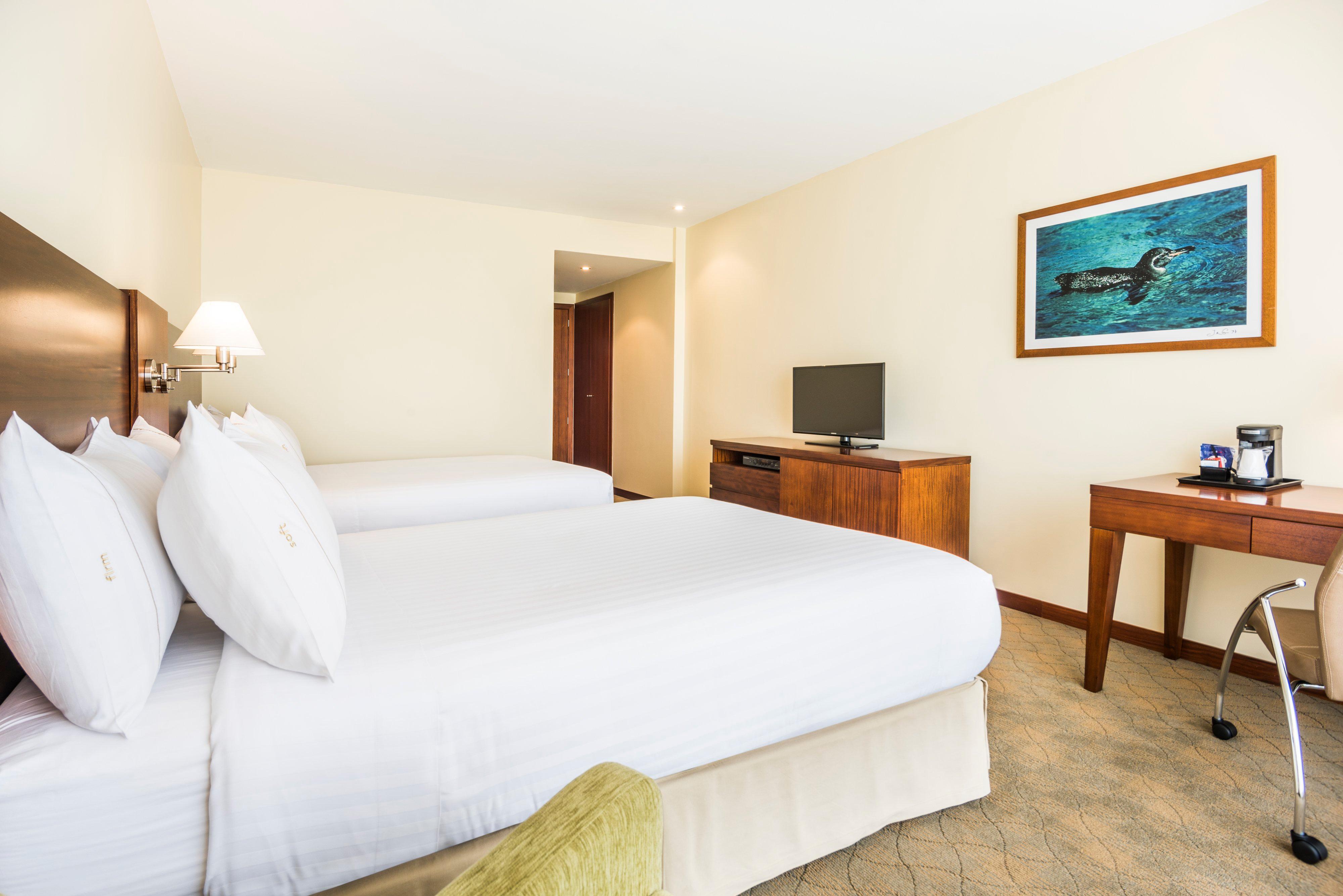 Holiday Inn Express Quito By Ihg Екстериор снимка