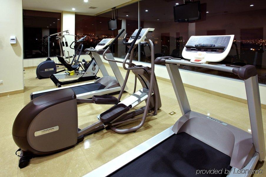 Holiday Inn Express Quito By Ihg Екстериор снимка