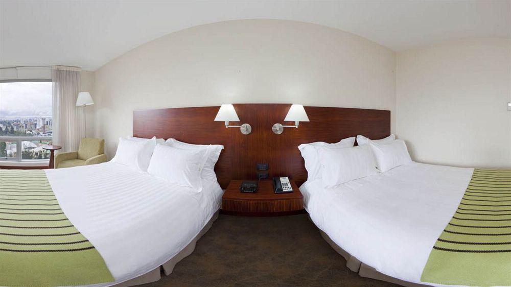 Holiday Inn Express Quito By Ihg Екстериор снимка